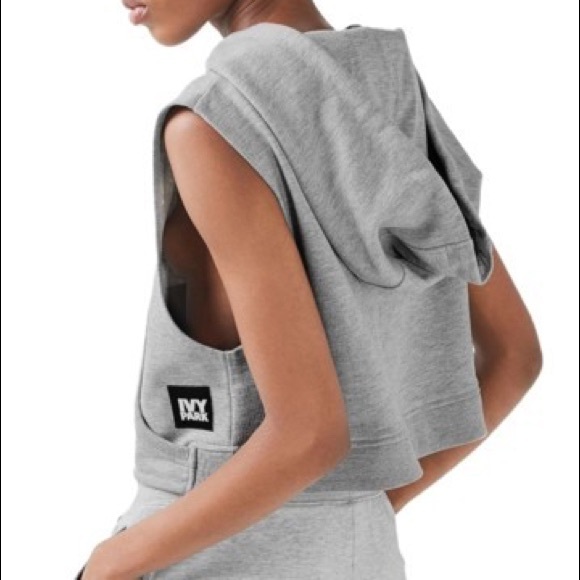 💕SOLD💕 IVY PARK Sleeveless Cropped Hoodie - Picture 3 of 5